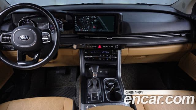 Kia Carnival 2021 — Фото 14/20