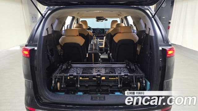 Kia Carnival 2021 — Фото 20/20