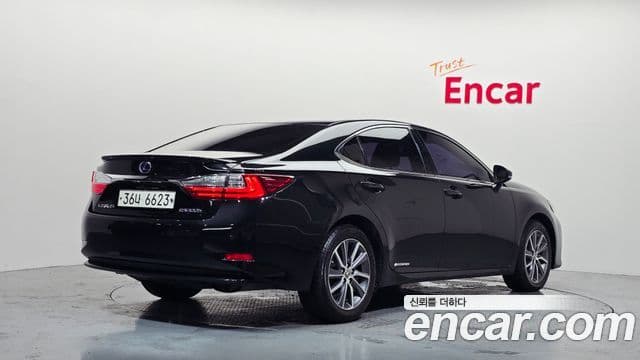 Lexus ES300h 2018 — Şəkil 4/20