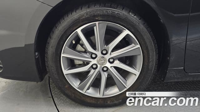 Lexus ES300h 2018 — Şəkil 20/20