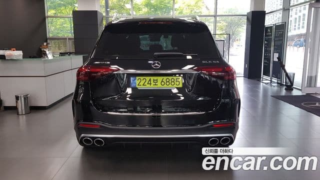 Mercedes-Benz GLE-Class 2025 — Фото 3/17