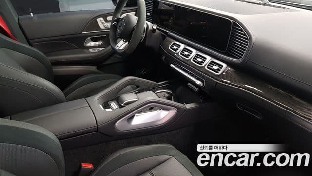Mercedes-Benz GLE-Class 2025 — Фото 8/17