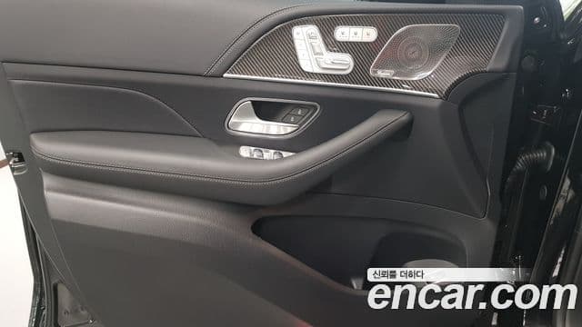 Mercedes-Benz GLE-Class 2025 — Фото 14/17