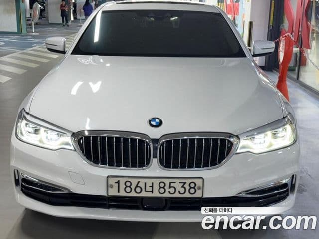 BMW 5 Series 2020 — ფოტო 3/20