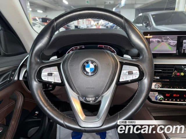 BMW 5 Series 2020 — ფოტო 7/20