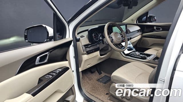 Kia Carnival 2023 — Фото 10/20