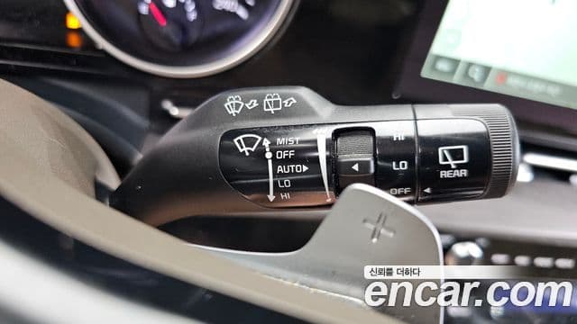 Kia Carnival 2023 — Фото 20/20