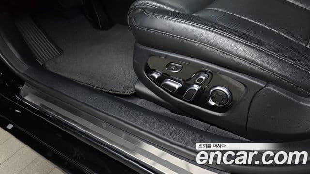 Kia The K9 2021 — Photo 15/34