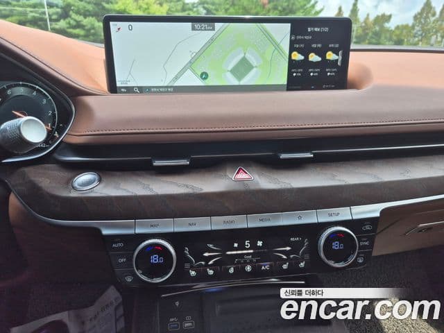 Genesis Electrified G80 2021 — Şəkil 8/20