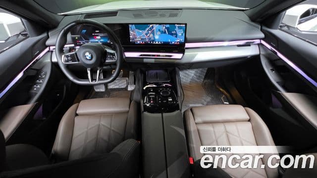 BMW 5 Series 2024 — фото 7 из 20