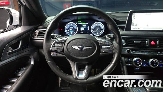 Genesis G70 2019 — Şəkil 13/20