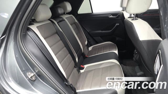 Volkswagen T-Roc 2021 — ფოტო 12/20