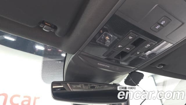 Volkswagen T-Roc 2021 — ფოტო 19/20