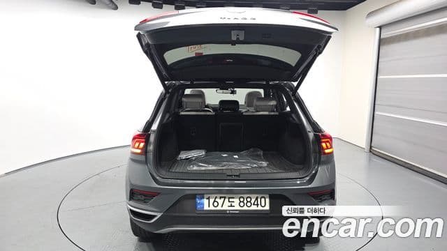 Volkswagen T-Roc 2021 — фото 20 из 20