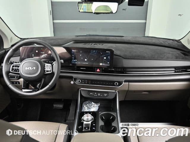 Kia Carnival 2024 — ფოტო 10/20