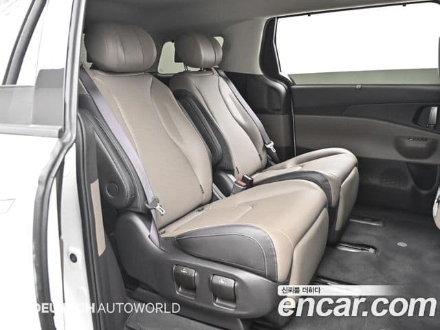 Kia Carnival 2024 — ფოტო 12/20