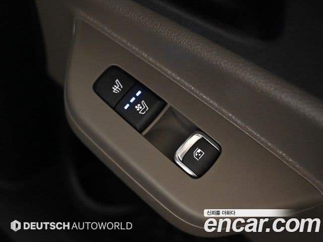 Kia Carnival 2024 — ფოტო 16/20