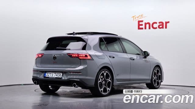 Volkswagen Golf 2026 — Şəkil 2/20