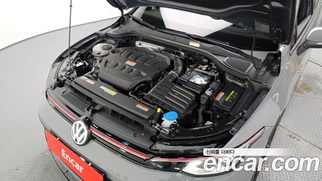 Volkswagen Golf 2026 — Şəkil 6/20