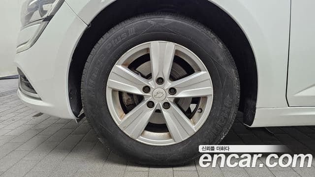 Renault Samsung SM6 2019 — ფოტო 1/20