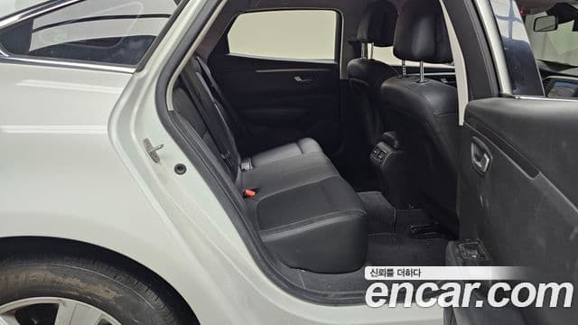 Renault Samsung SM6 2019 — ფოტო 14/20