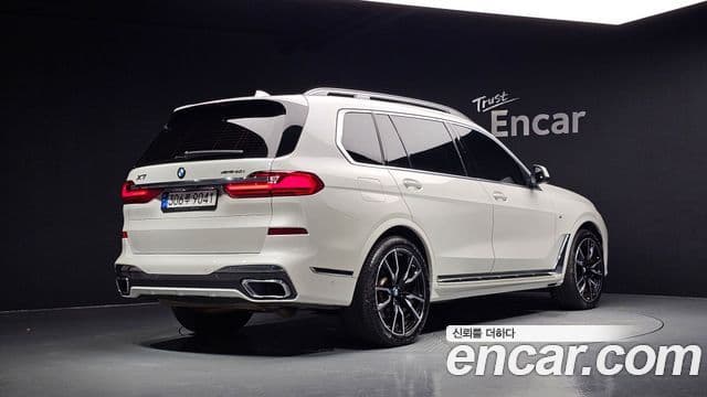 BMW X7 2022 — ფოტო 2/20
