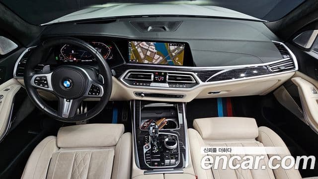 BMW X7 2022 — ფოტო 7/20