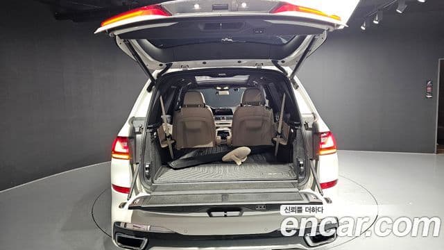 BMW X7 2022 — ფოტო 20/20