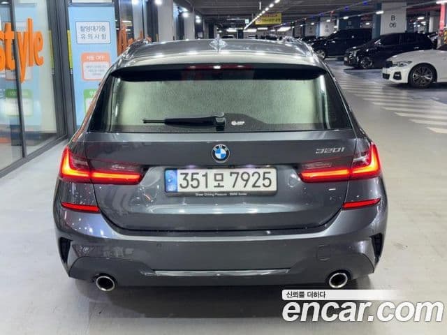 BMW 3 Series 2022 — фото 4 из 20