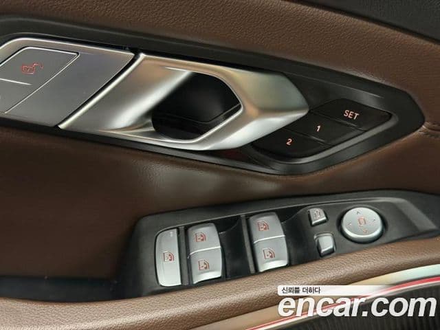 BMW 3 Series 2022 — фото 14 из 20