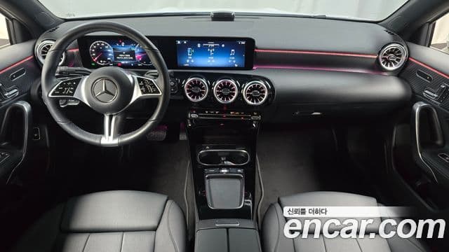 Mercedes-Benz A-Class 2024 — Şəkil 7/20