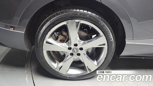 Genesis GV80 2020 — Photo 1/20