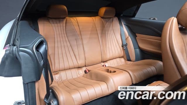 Mercedes-Benz E-Class 2018 — Фото 12/20