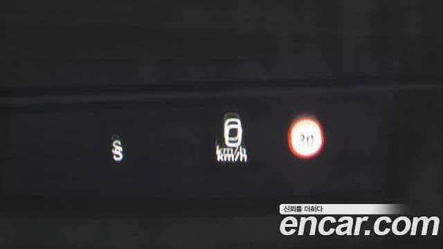 Mercedes-Benz E-Class 2018 — фото 16 из 20