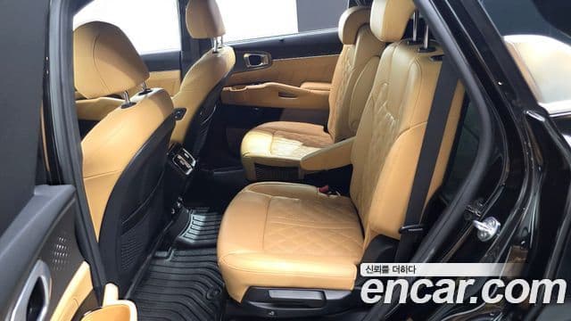 Kia Sorento 2020 — фото 12 из 20