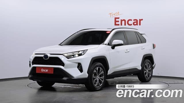 Toyota RAV4 2022 — Şəkil 10/20