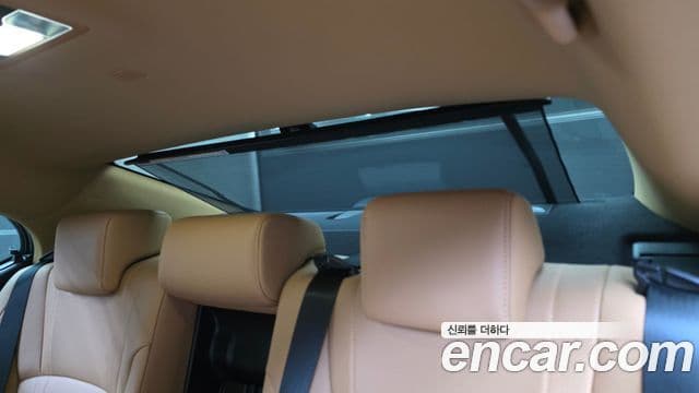 Lexus ES300h 2023 — Фото 17/20