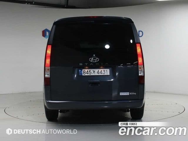 Hyundai Staria 2023 — ფოტო 3/20