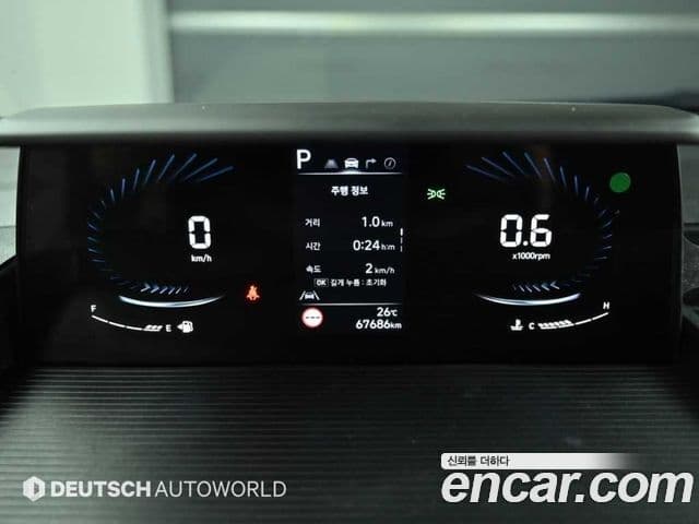 Hyundai Staria 2023 — ფოტო 6/20