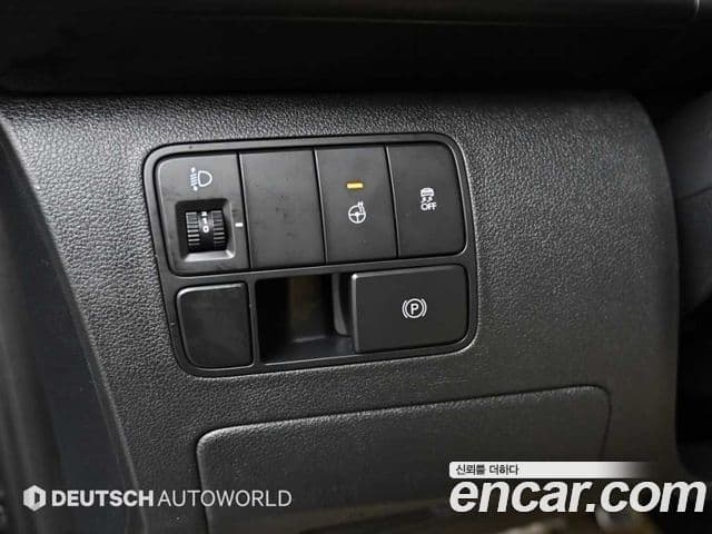 Hyundai Staria 2023 — ფოტო 16/20