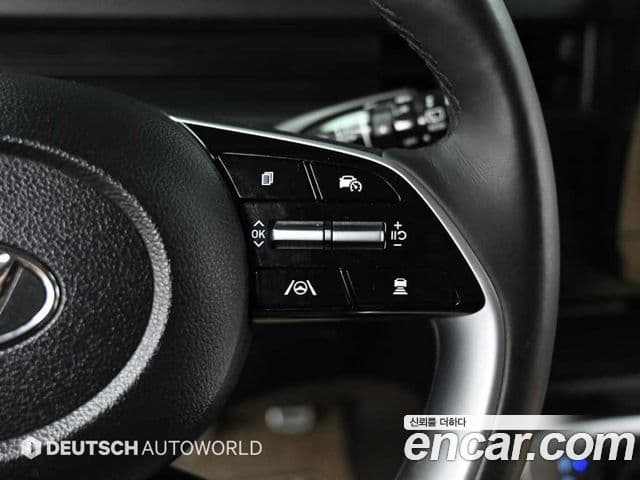 Hyundai Staria 2023 — ფოტო 18/20