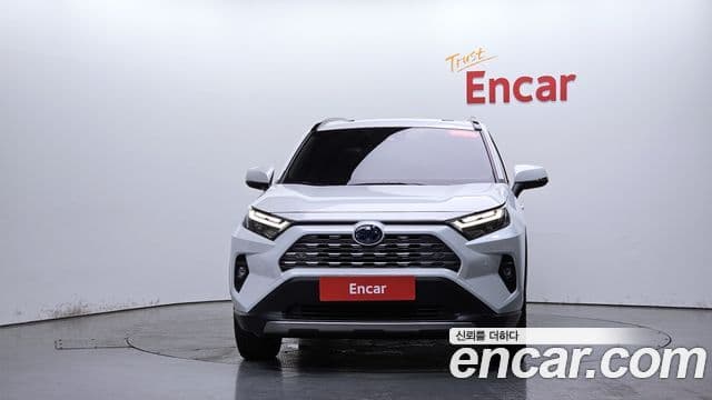 Toyota RAV4 2024 — ფოტო 3/20