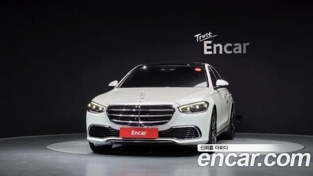 Mercedes-Benz S-Class 2021 — Photo 20/36