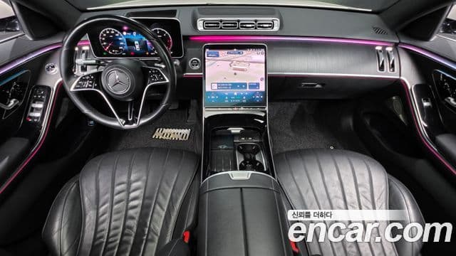 Mercedes-Benz S-Class 2021 — Photo 6/36