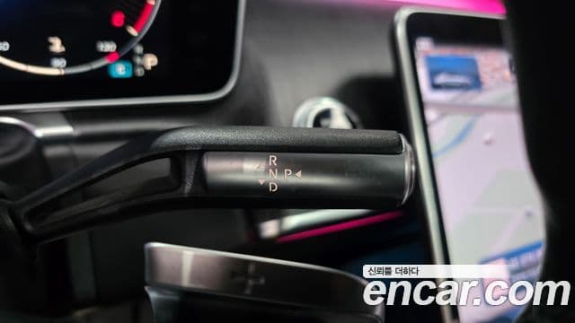 Mercedes-Benz S-Class 2021 — Photo 3/36