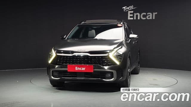 Kia Sportage 2022 — ფოტო 3/20