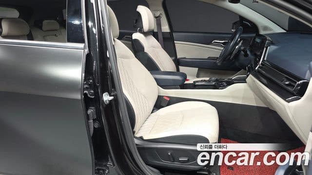 Kia Sportage 2022 — ფოტო 11/20