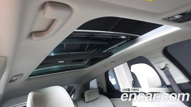 Kia Sportage 2022 — ფოტო 17/20