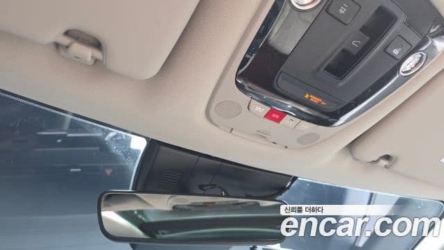 Kia Sportage 2022 — ფოტო 19/20