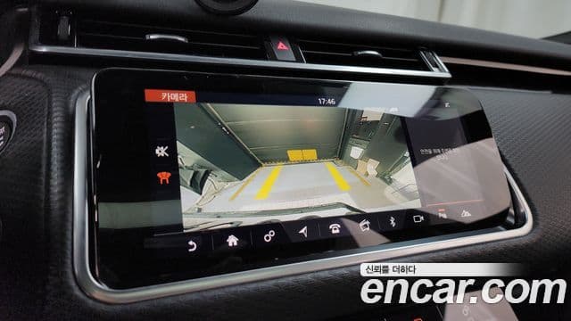 Land Rover Range Rover Velar 2018 — Şəkil 15/20